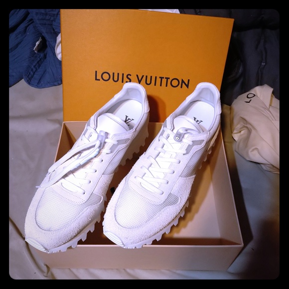 Louis Vuttion White Running Sneaker Ss9 